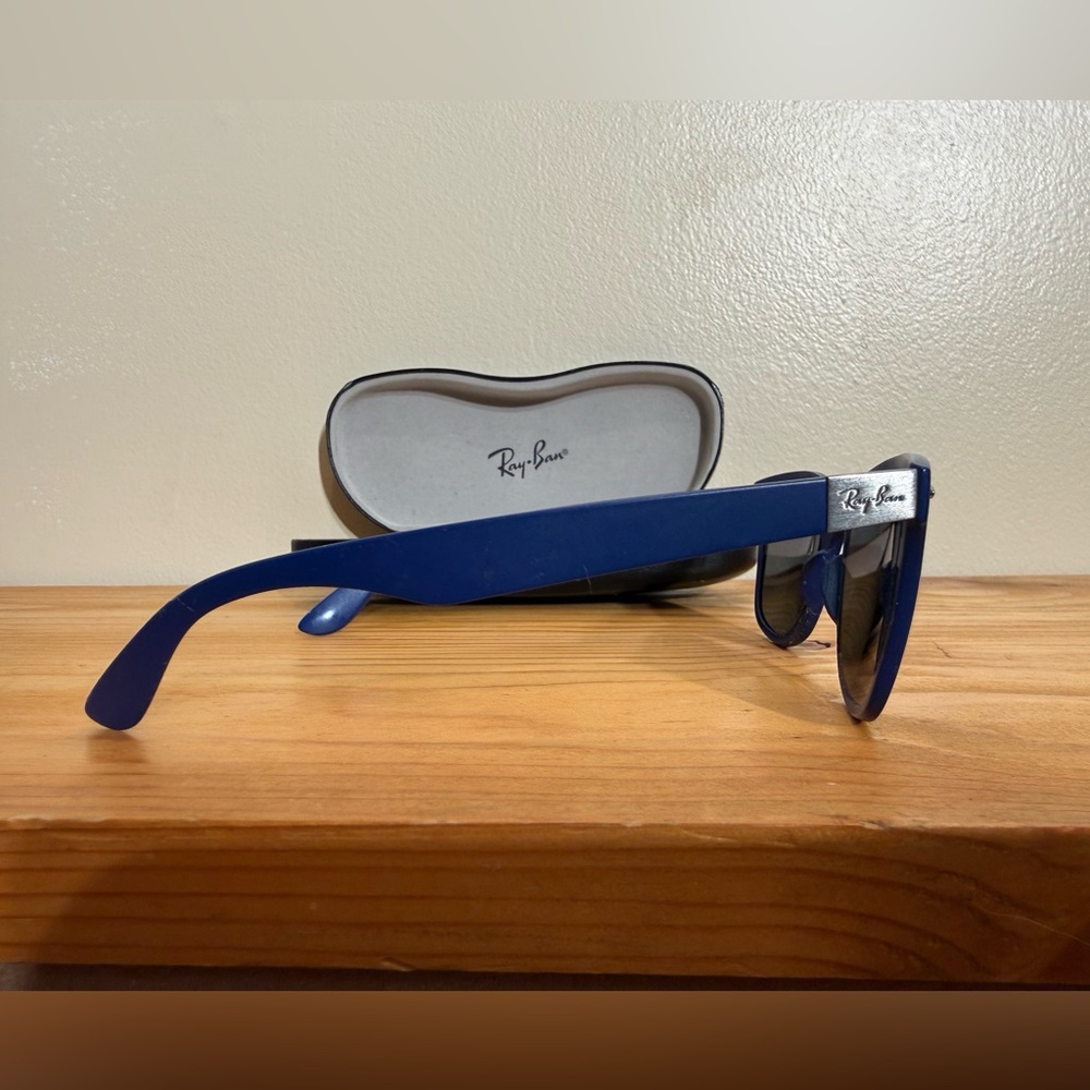 Ray Ban RB4195 6015/8G WAYFARER LITEFORCE Italy FRAME - Picture 9 of 13